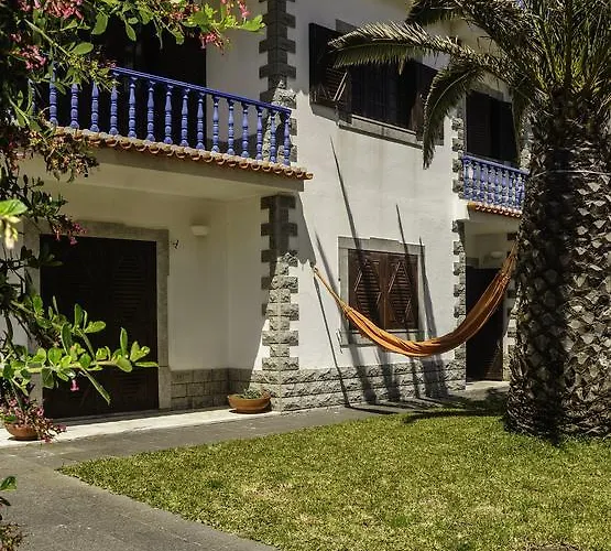 Hostel Santa House *